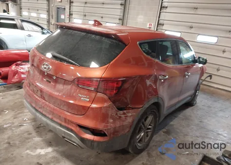 2017 Hyundai Santa Fe Sport 2.4L z USA, uszkodzony, nr VIN 5XYZTDLB7HG485570